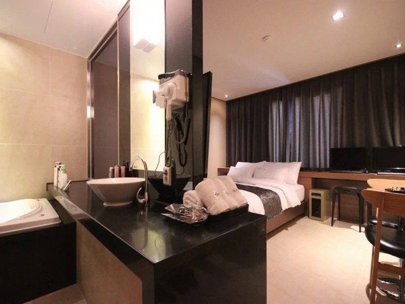 Yeow-B Hotel Jinju