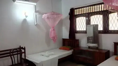 Saranga Holiday Inn