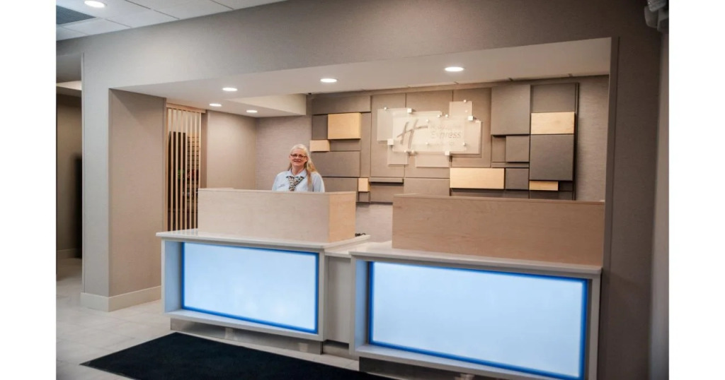 Holiday Inn Express Hotel & Suites Norfolk by IHG