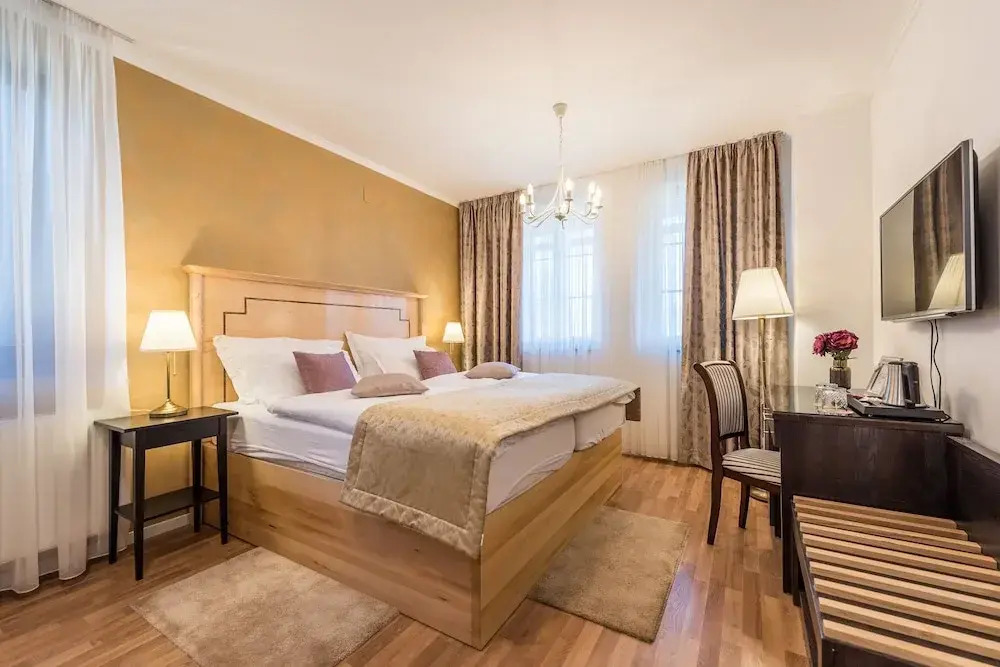 Plitvice Falls Cottage - Luxury rooms & Dinner