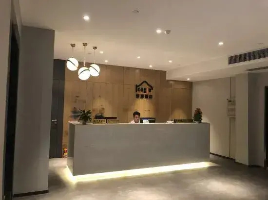 Rongju Hotel（Xuhui Longhua Riverside）