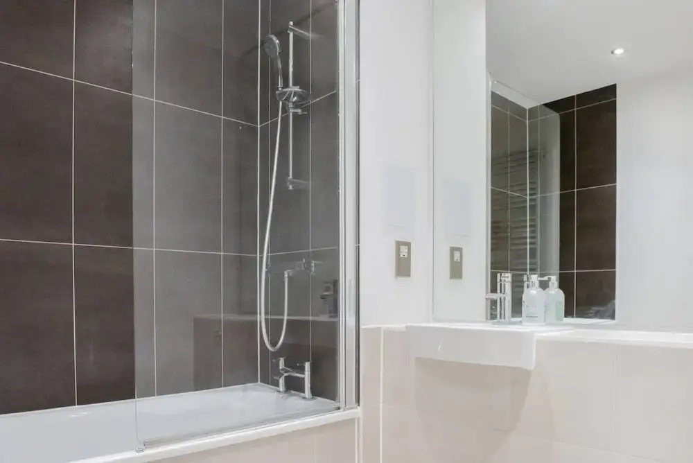 Beautiful 2 Bedroom Flat Overlooking Regents Canal