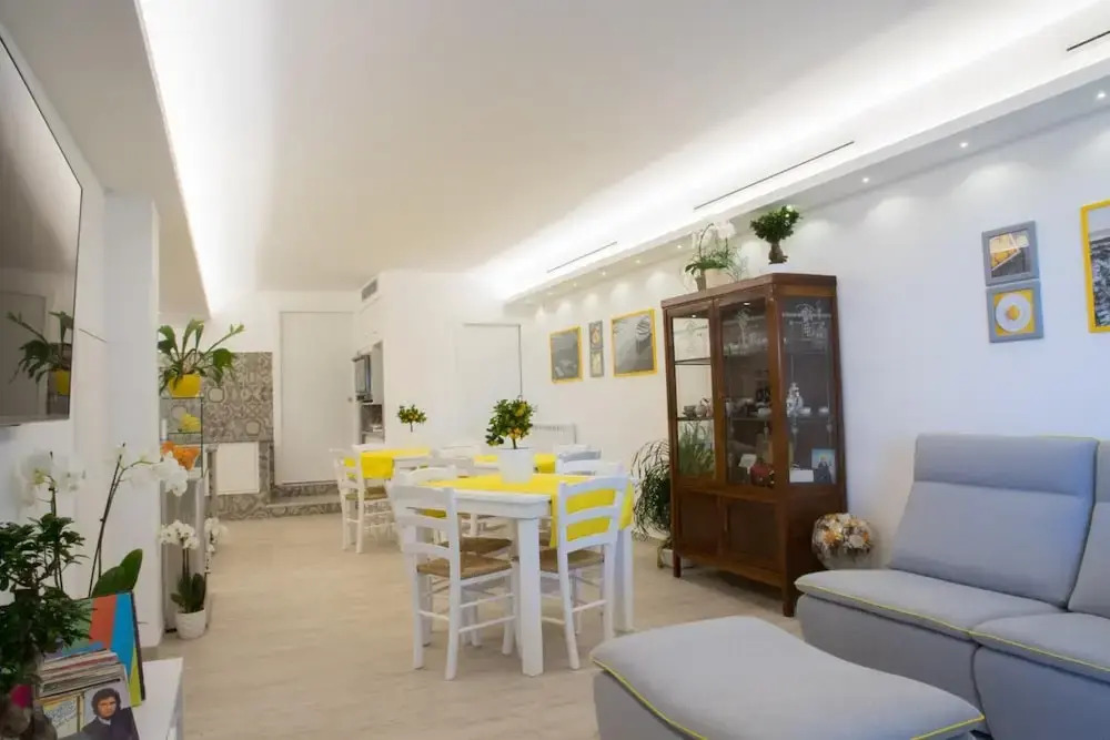 ON MICHELE GUEST HOUSE