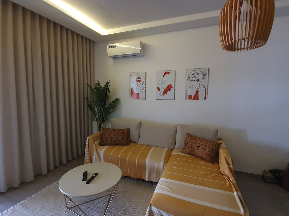 Cozy Apartment Very Close to the Beach