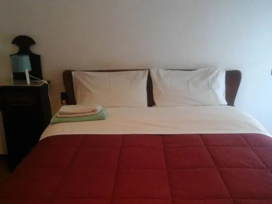 Suite210