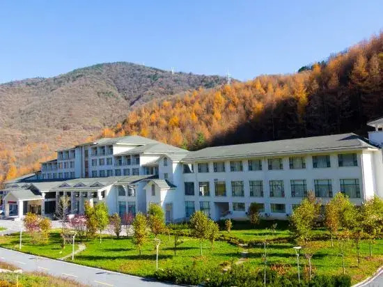 Shennong Hotel