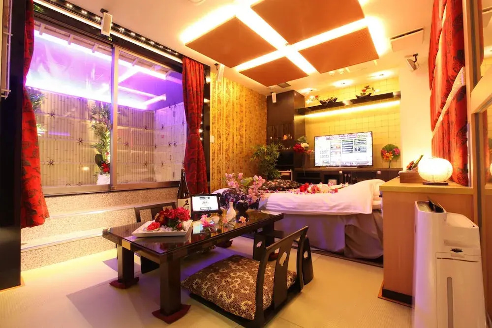 LUSSO CROCE ASIAN RESORT - Adult Only