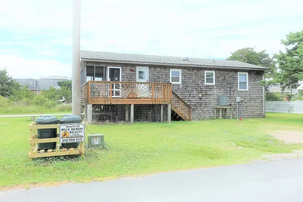 Floundering Around 3 Bedroom Cottage