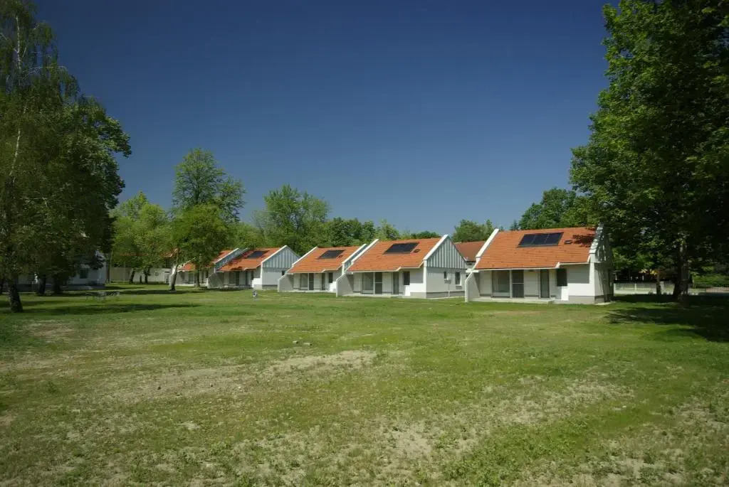 Termál Kemping Apartmanok és Bungalók