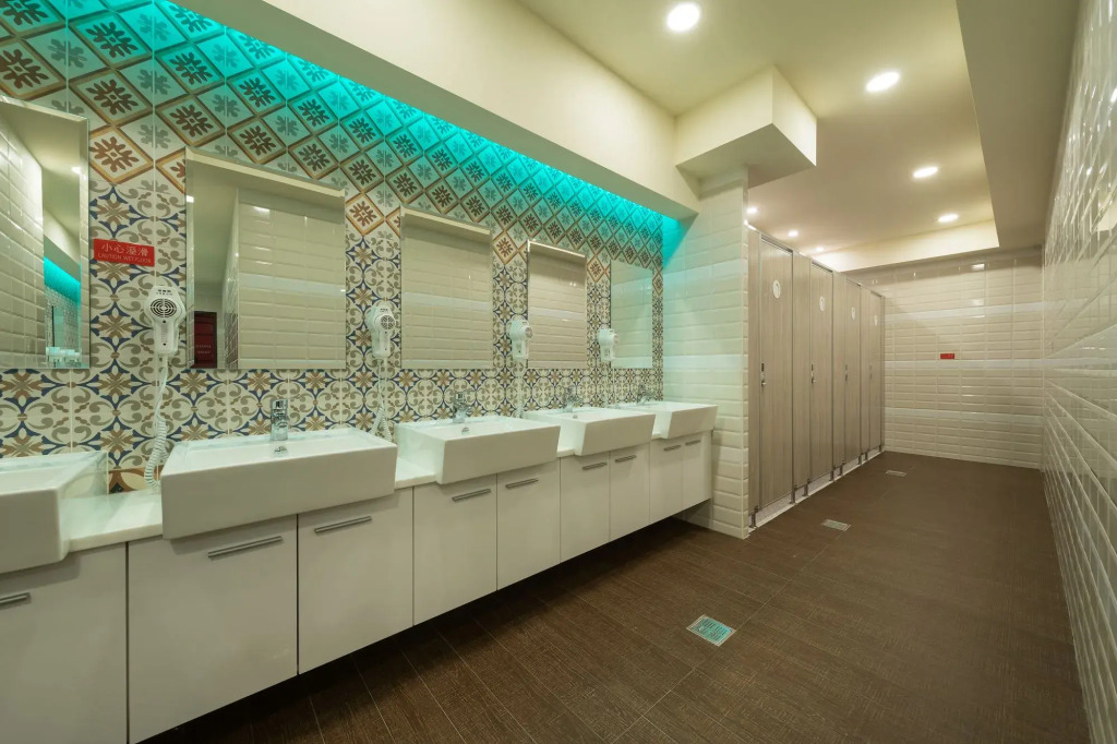 Skyone Hotel