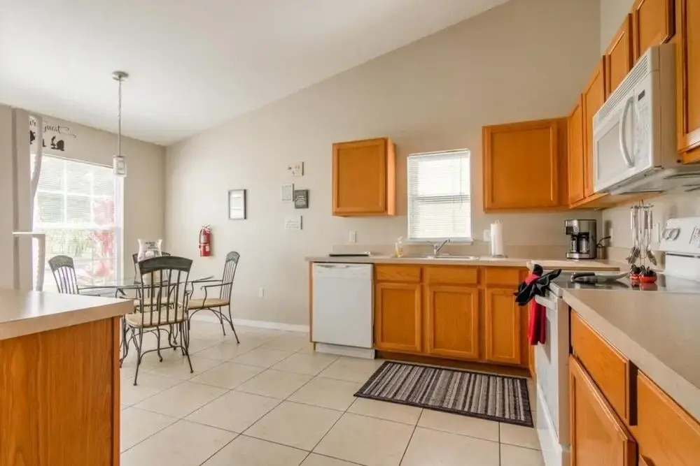 Feeling Like A Rockstar! 3 Bedroom Home