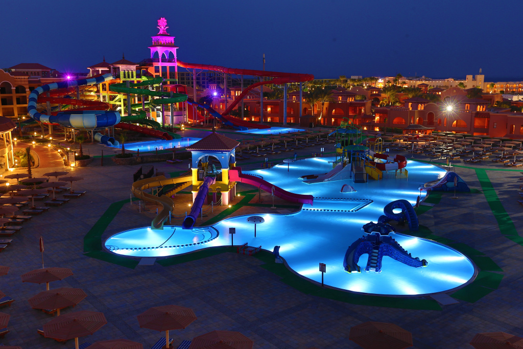 Charmillion Gardens Aquapark