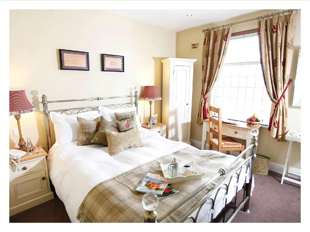 Longlands Inn and Restaurant