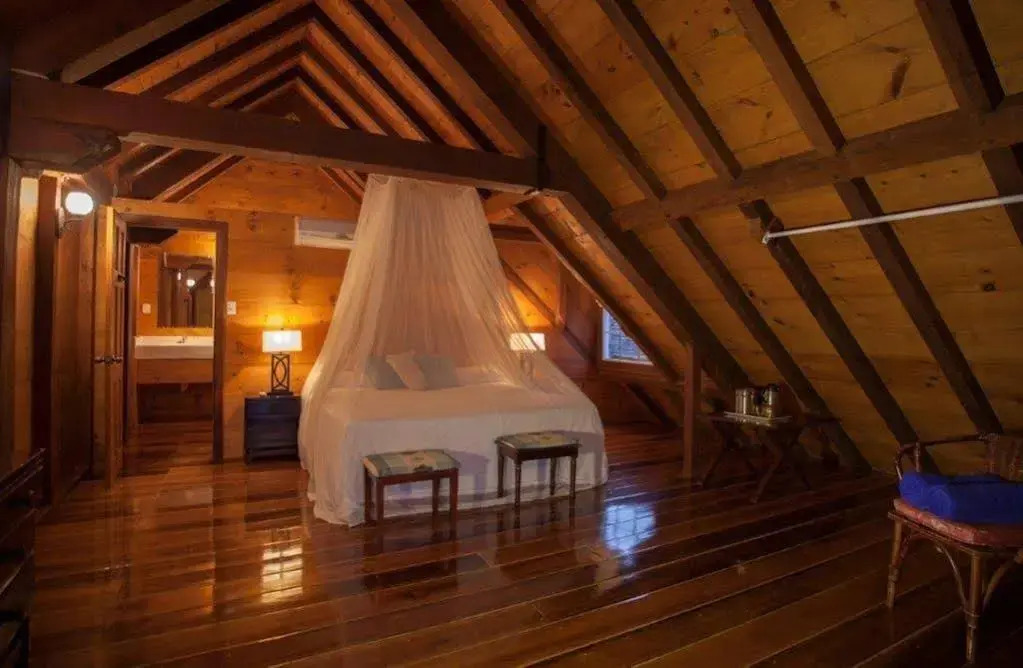 Admirals Inn and Gunpowder Suites