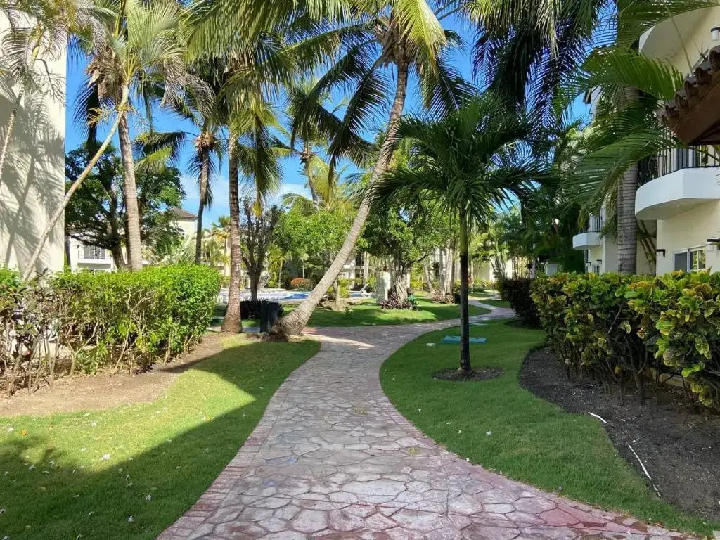 2 Rooms, 4 Beds, Pool, 5min Beach White Sand