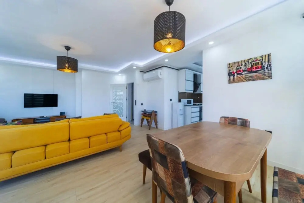 Lovely Duplex Flat Near Beach in Muratpasa