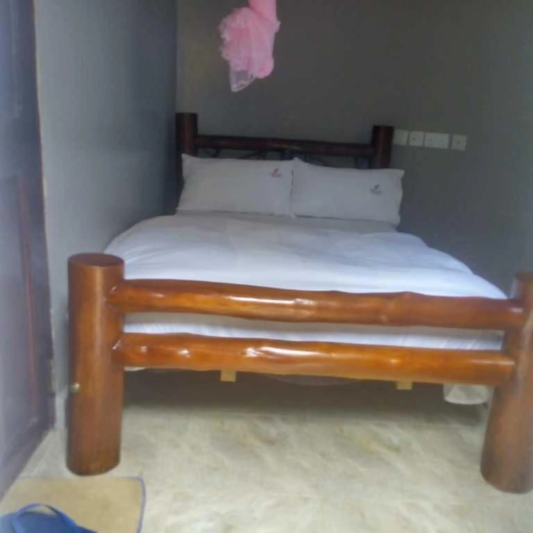 Okapi Hotel