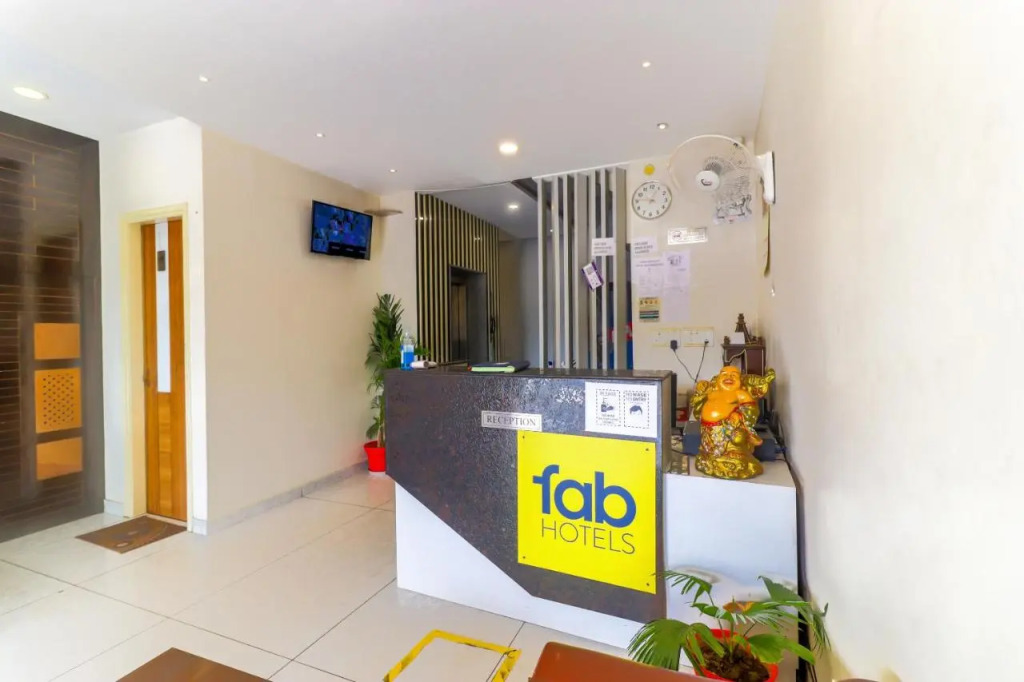 Fabhotel Nido