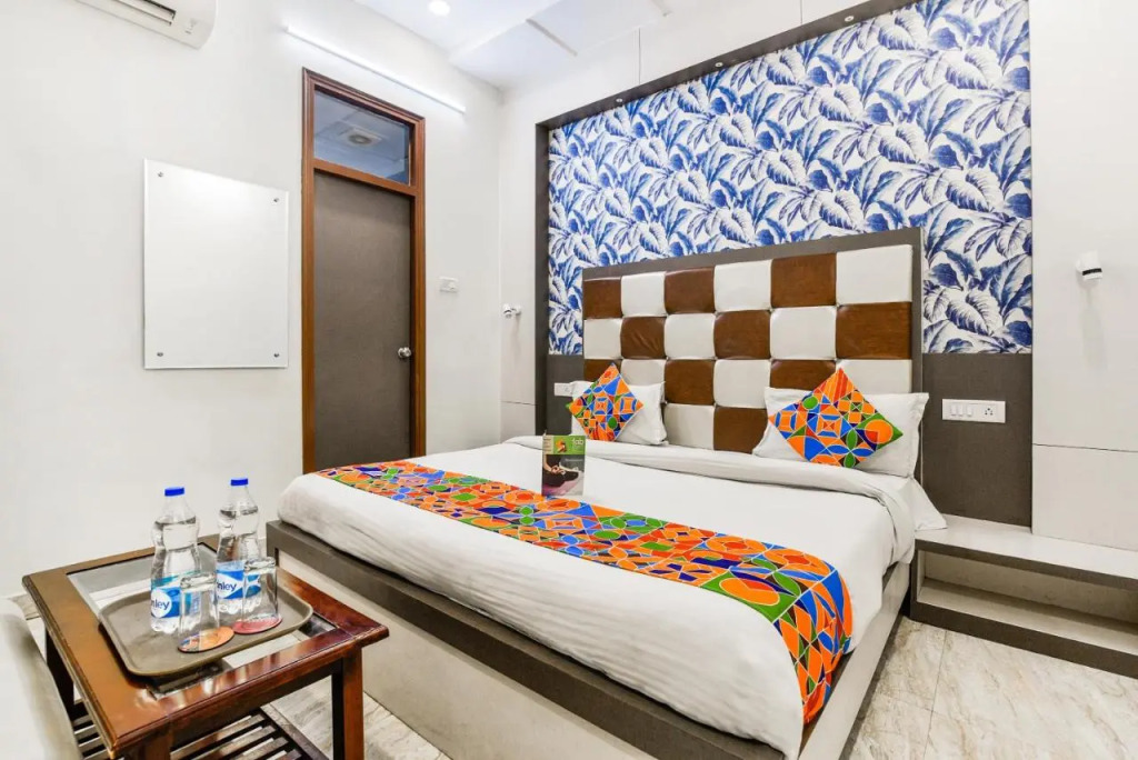 FabHotel Metro View