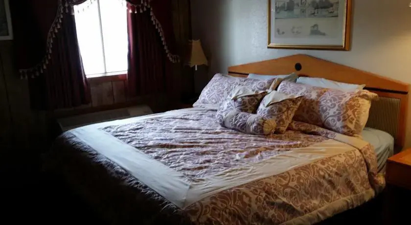 Budget King Motel