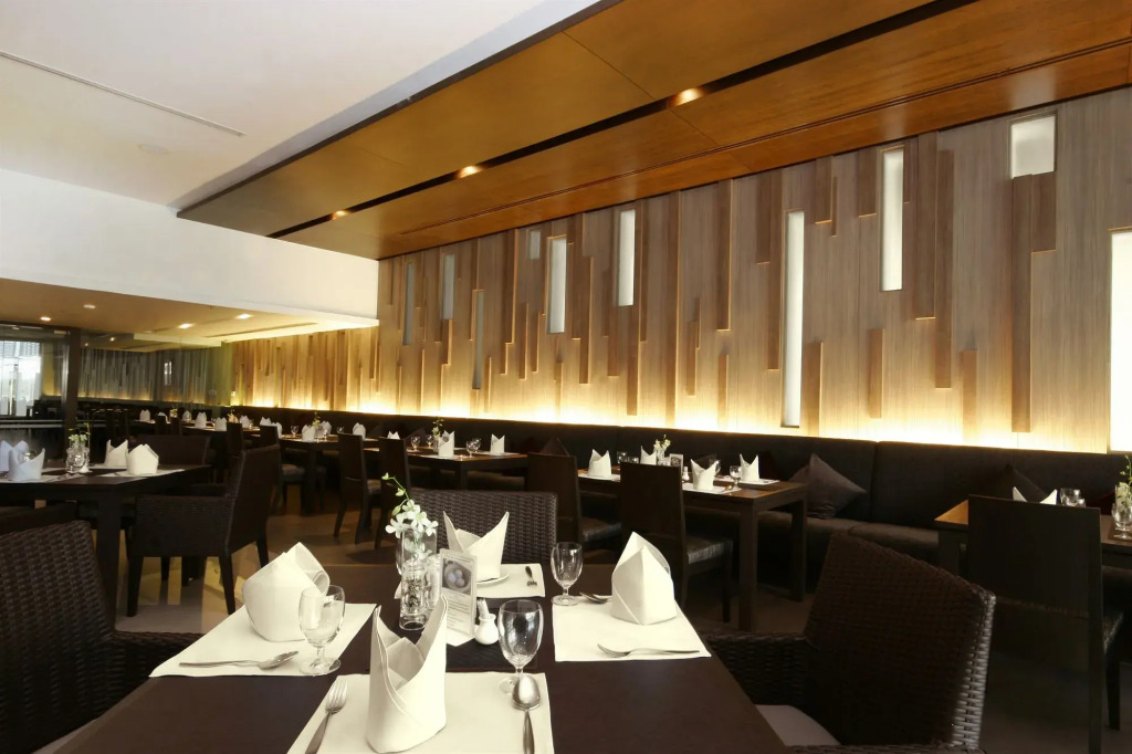 Kameo Grand Rayong Hotel & Serviced Apartments