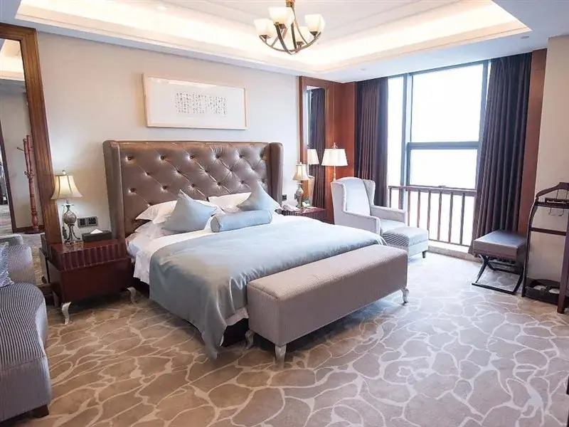 Zhonglang Holiday Hotel