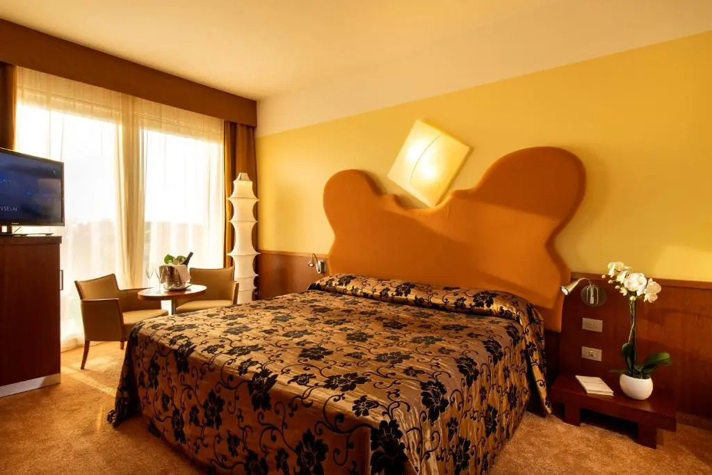 Color Hotel Style, Design & Gourmet