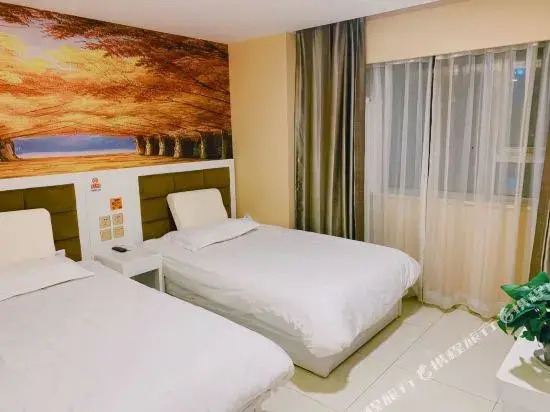 Huayi Hotel