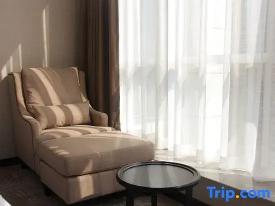 Zhengzhou East Railway Station E-unit  International Hotel