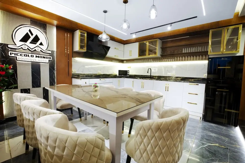Piccolo Mondo Botique Hotel