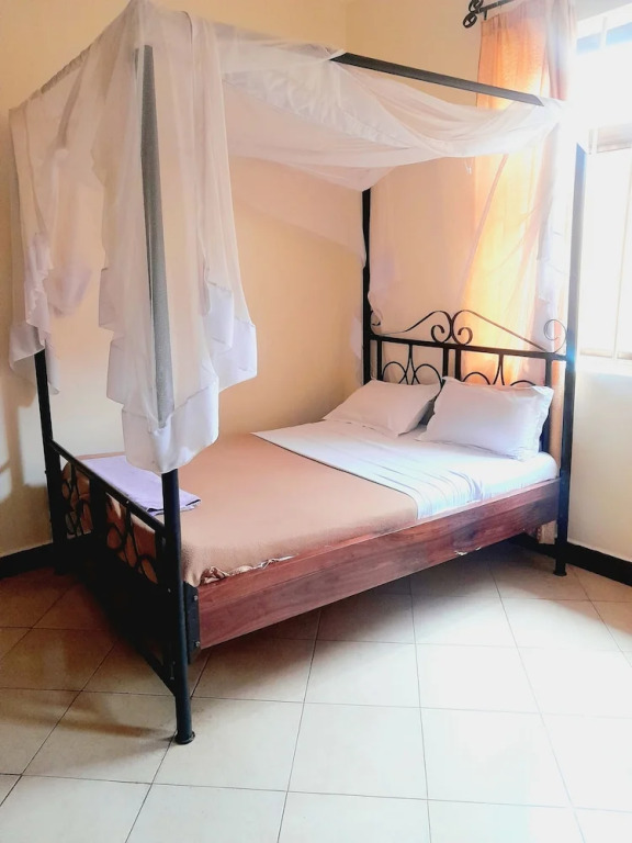 Panorama Inn- Safari Stride