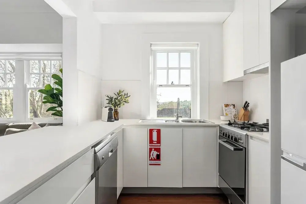 Bondi Junction Apartments by Urban Rest