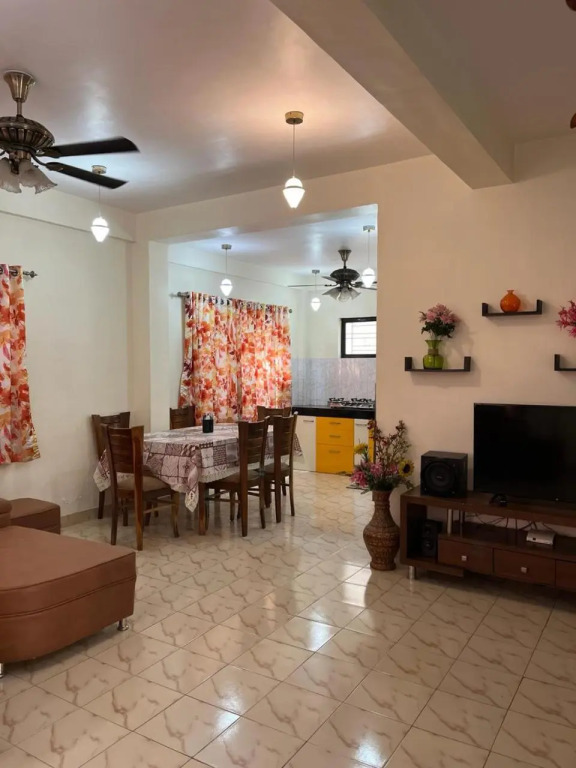 Royal Villa 3 - Luxurious 3BHK Villa with Huge Pvt Swimming Pool