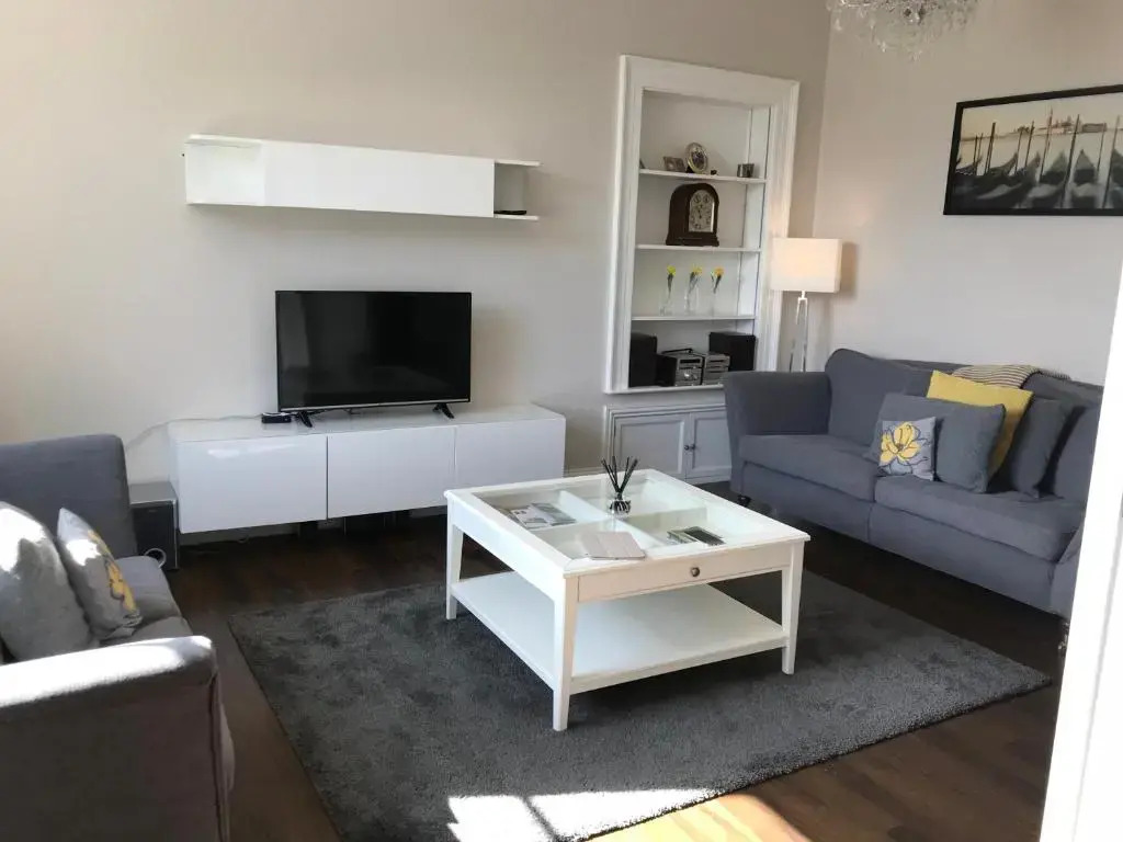 Stramongate Apartment