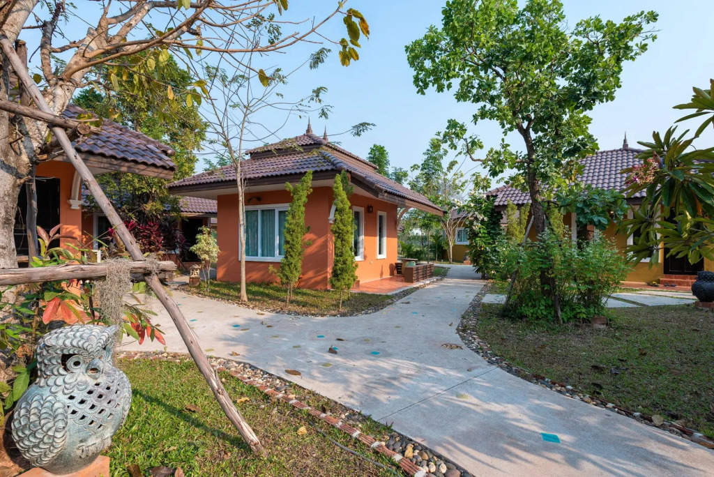 Park & Pool Resort