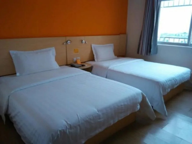 7Days Inn Guiyang Jiaxiu Building Branch