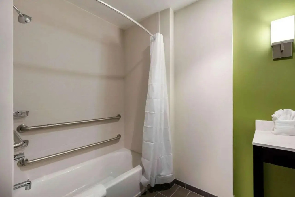 Macdill Motel