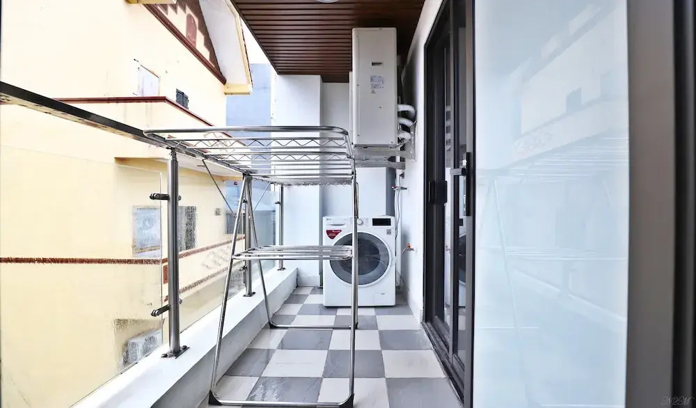 Xuan La Apartment