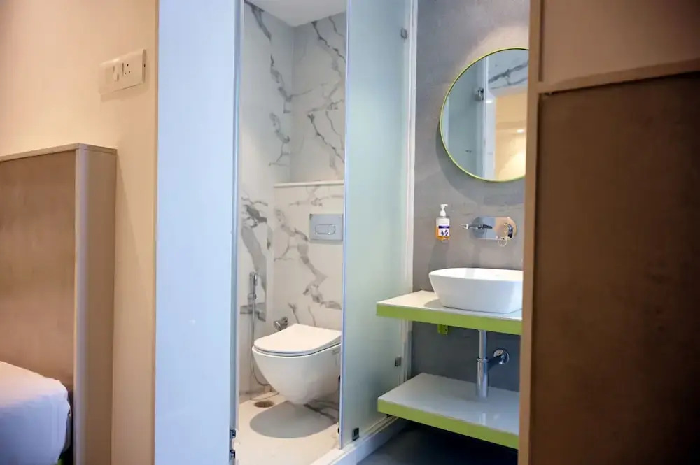 Hotel Le Roi Express Karol Bagh