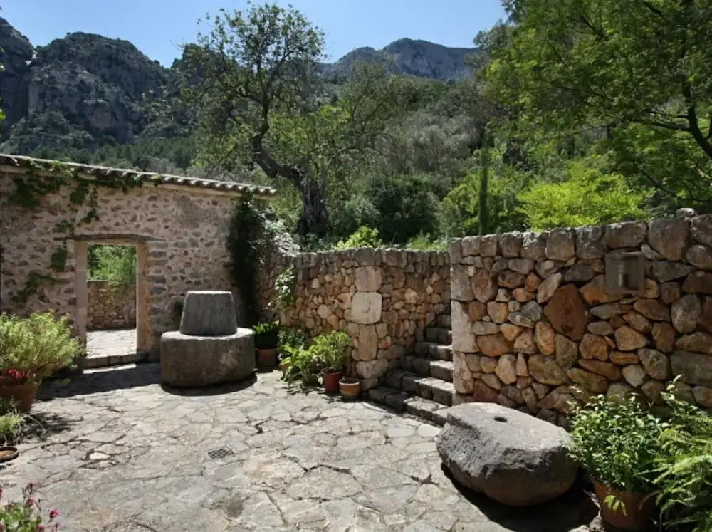 Villa - 3 Bedrooms with Pool and WiFi - 104921