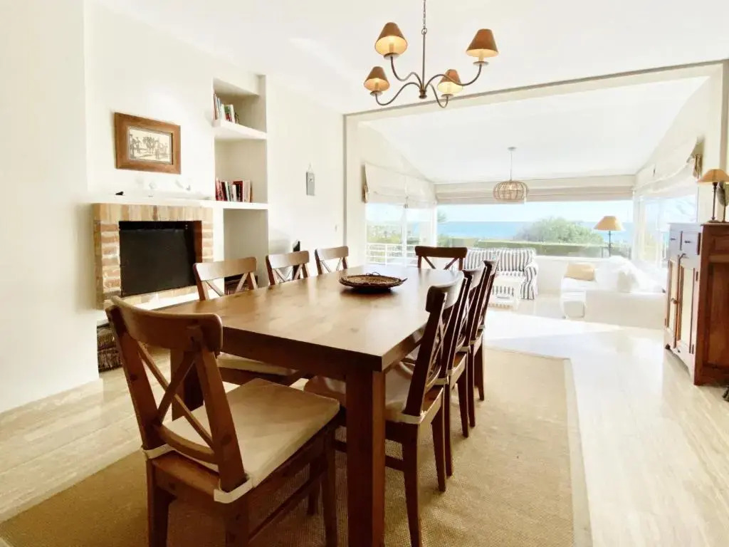 Villa Catalina Stunning 4bedroom villa with air conditioning sea views & private swimming pool ideal for families