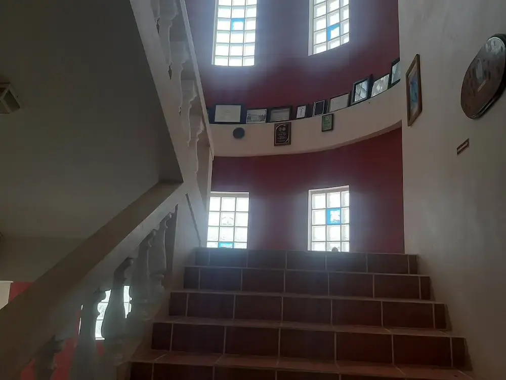 See Belize Waterside Sea View 2-bedroom Apartment w Balcony, Pool & Deck 2nd FL
