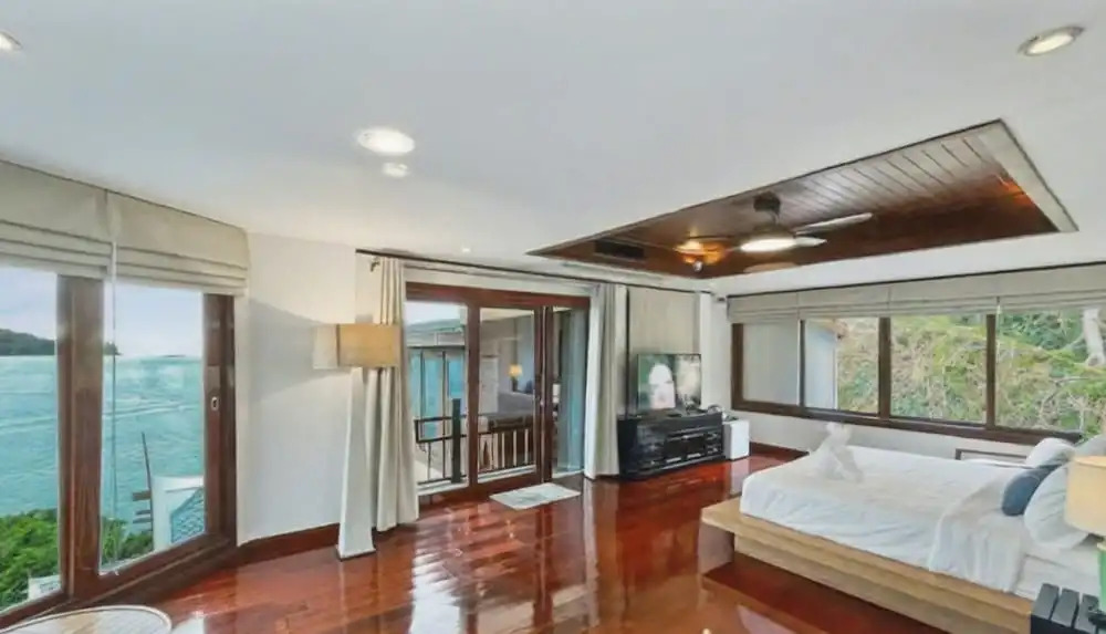Luxurious 180 degree Seaview 6 Bedrooms Private Pool Villa in Kamala