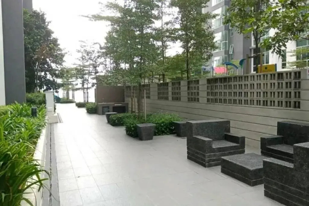Seri Kembangan Facilities Level Free WIFI Cozy Home - 3Elements