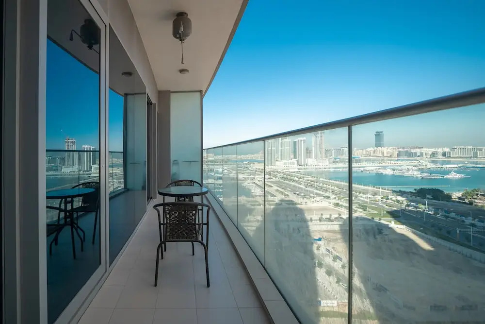 Exquisite 1BR Haven Partial Sea View
