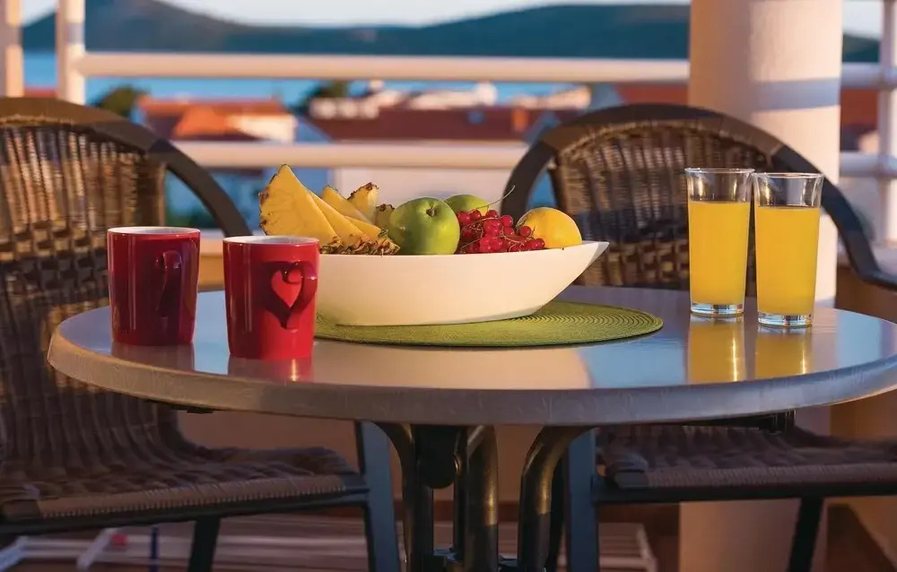 Stunning Home in Vodice With Wifi and 2 Bedrooms