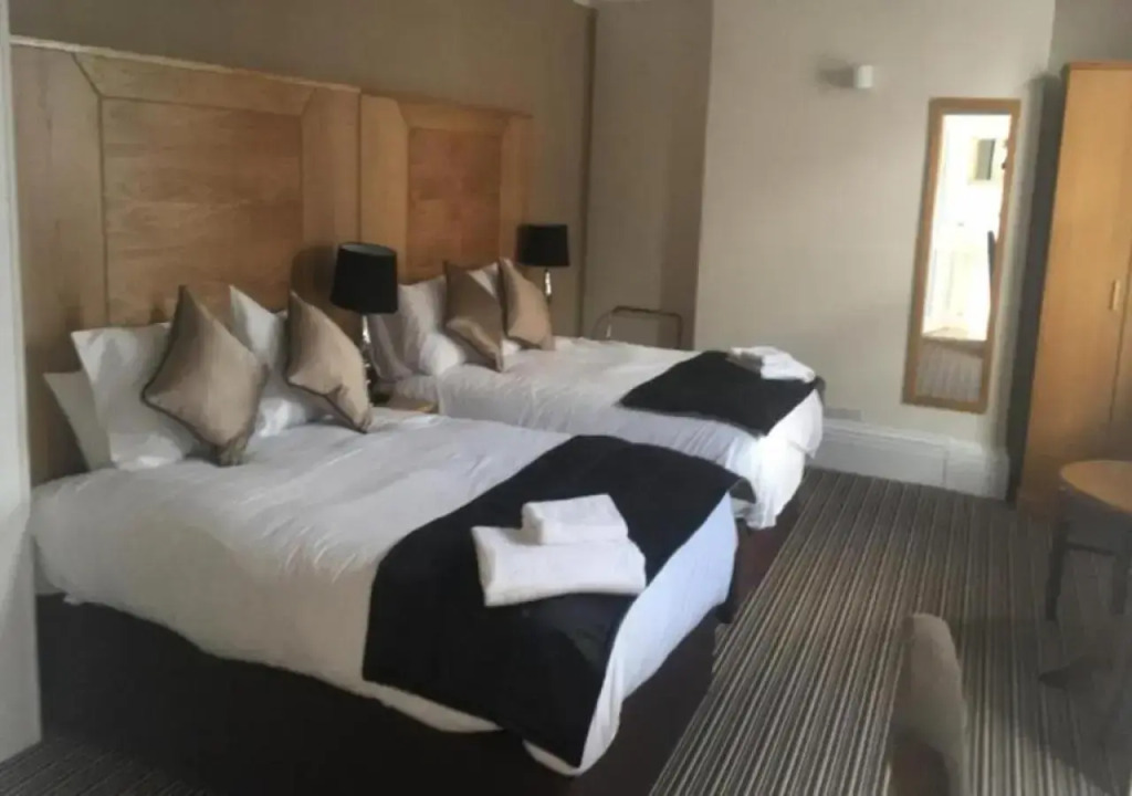 The Castle Hotel Neath