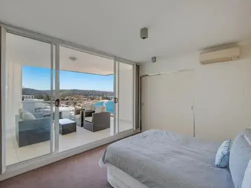 Penthouse 707 - 4 Bedroom Oceanview Penthouse