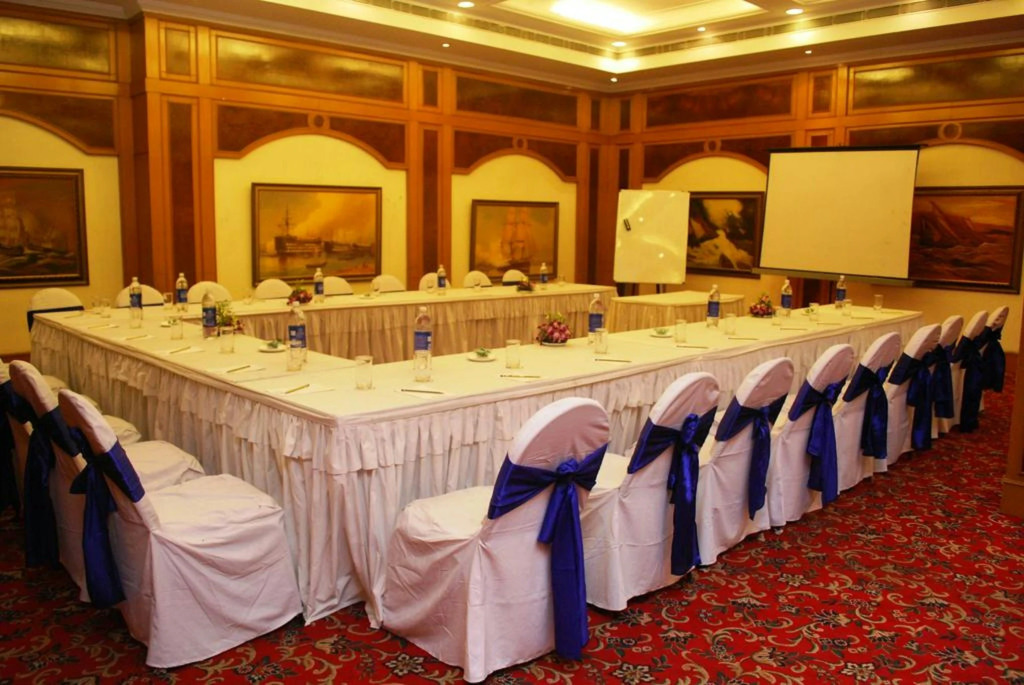Polo Floatel Kolkata