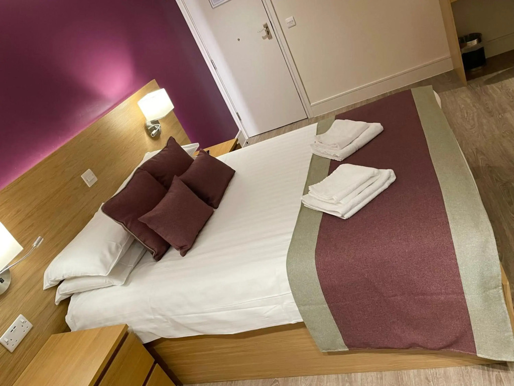 Holtwhites Hotel